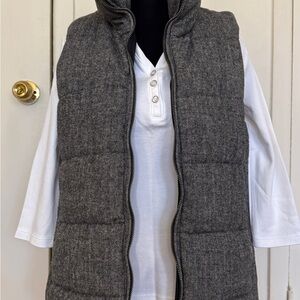Old Navy Charcoal Puffer Vest for Kids